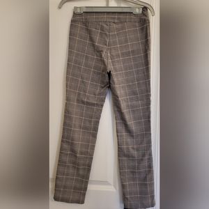 Tribal Gray Plaid Cropped Pants.